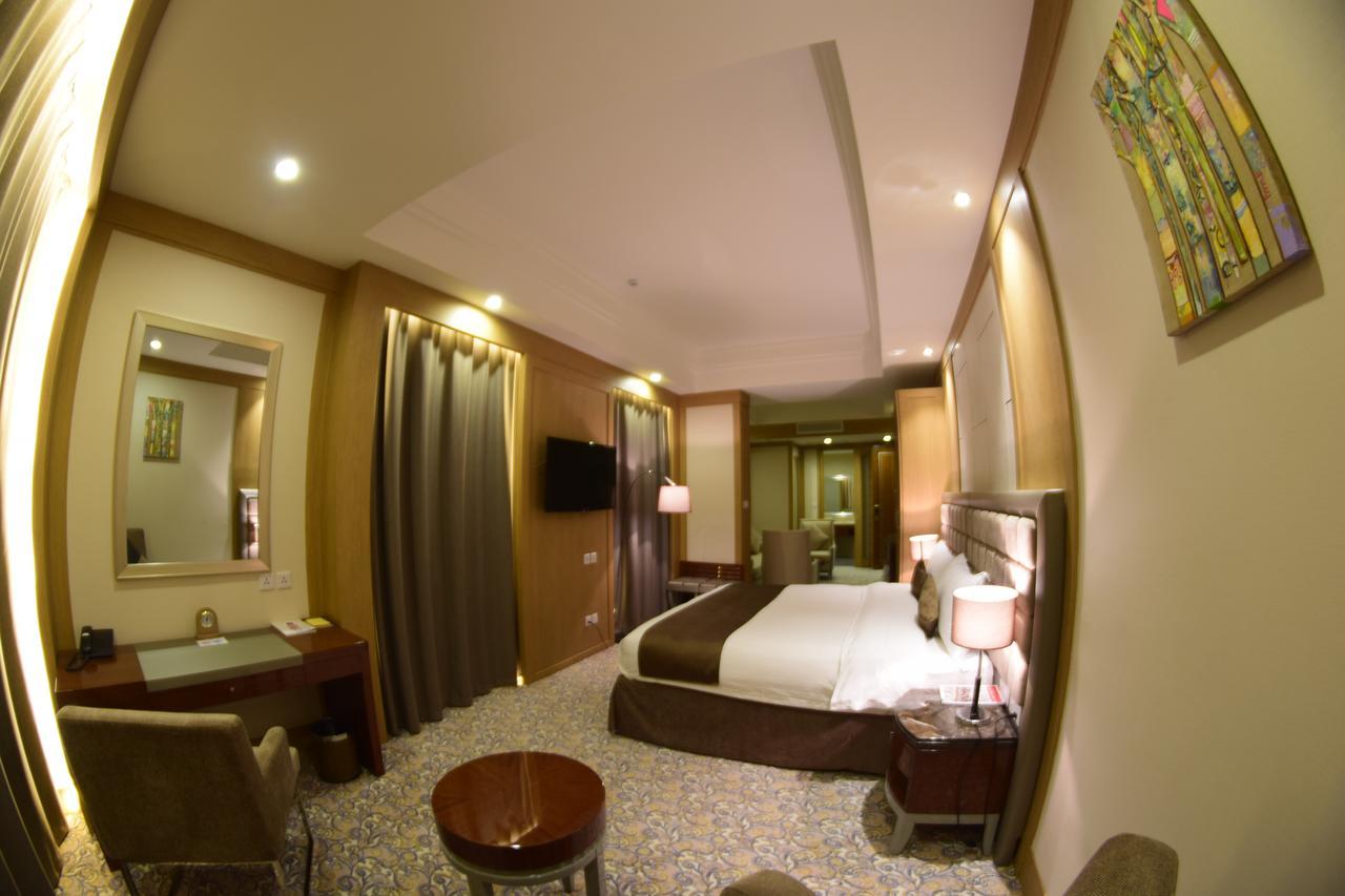 Royal Mountain Hotel ウランバートル エクステリア 写真