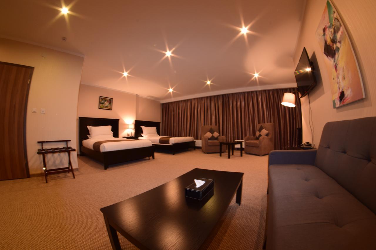 Royal Mountain Hotel ウランバートル エクステリア 写真
