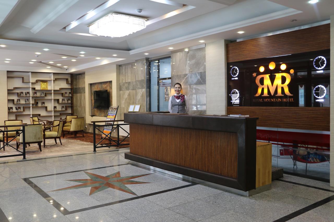 Royal Mountain Hotel ウランバートル エクステリア 写真